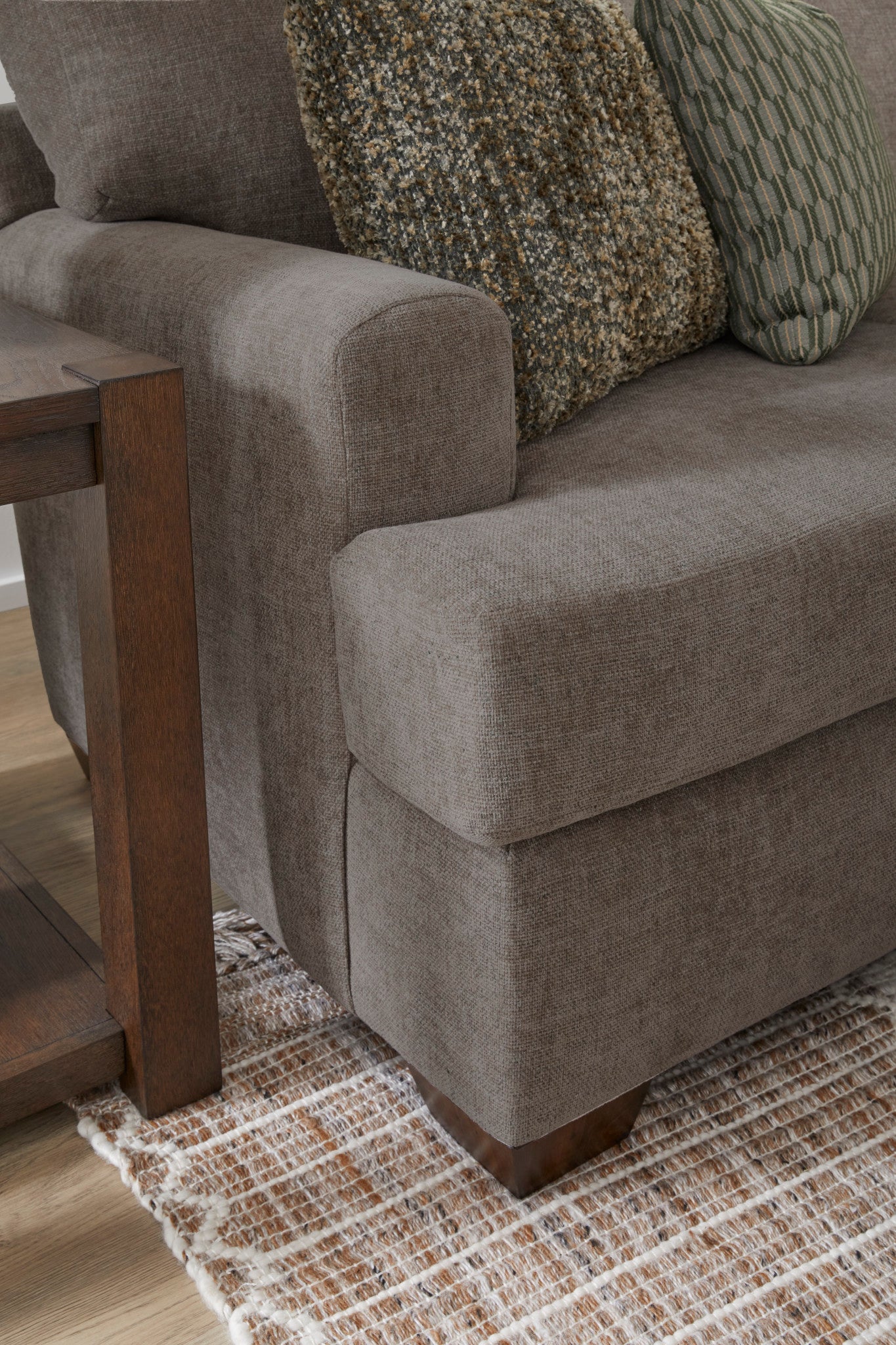 Olivia Sectional